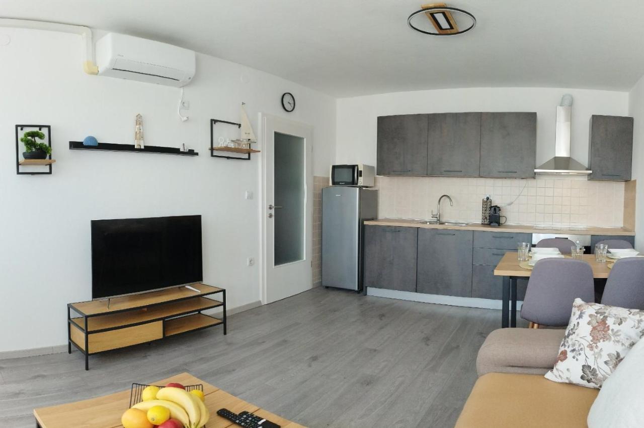 PUY Apartment Luka מראה חיצוני תמונה