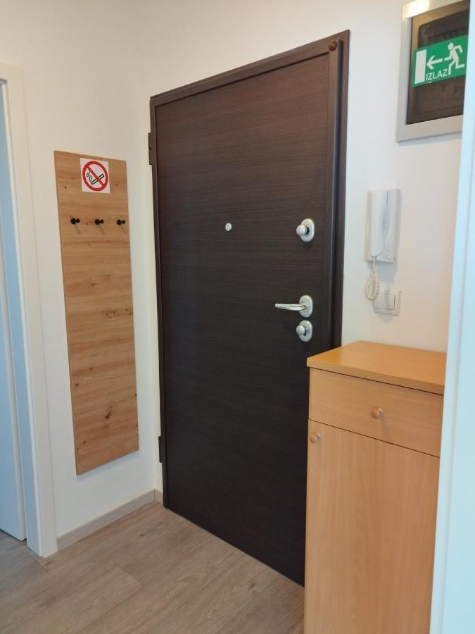 PUY Apartment Luka מראה חיצוני תמונה