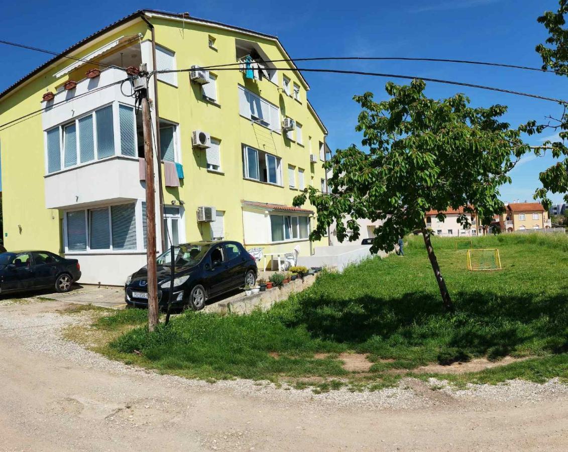 PUY Apartment Luka מראה חיצוני תמונה