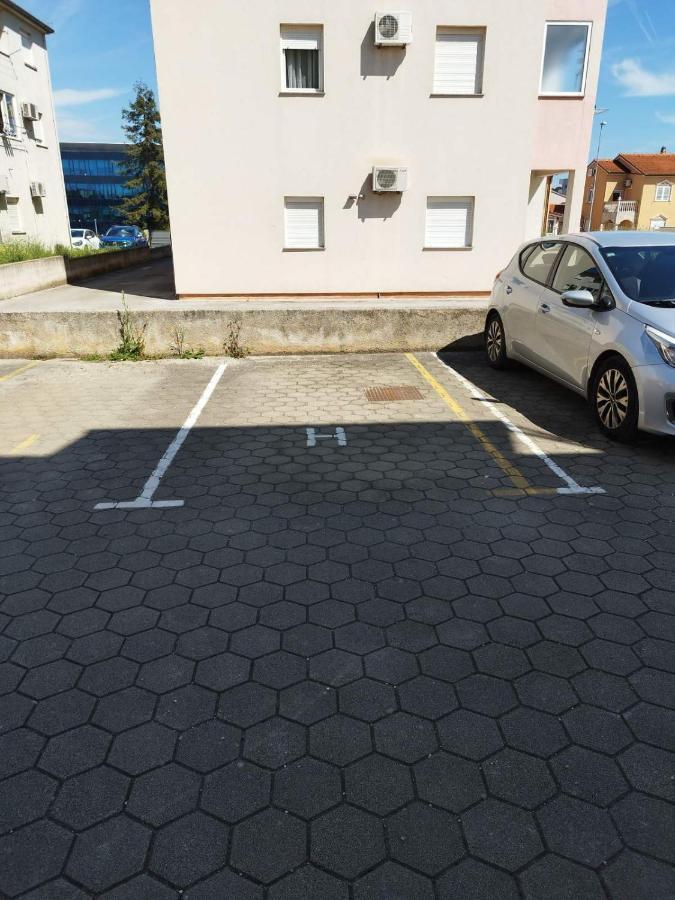 PUY Apartment Luka מראה חיצוני תמונה
